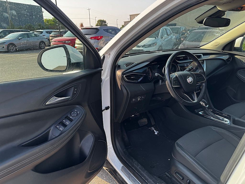 Used 2021 Buick Encore GX Preferred w/ Cold Weather Comfort Package FWD image 13