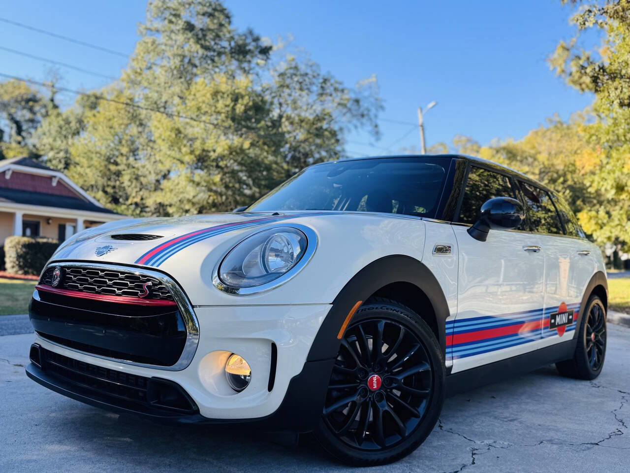 Used 2019 MINI Cooper Clubman S image 1