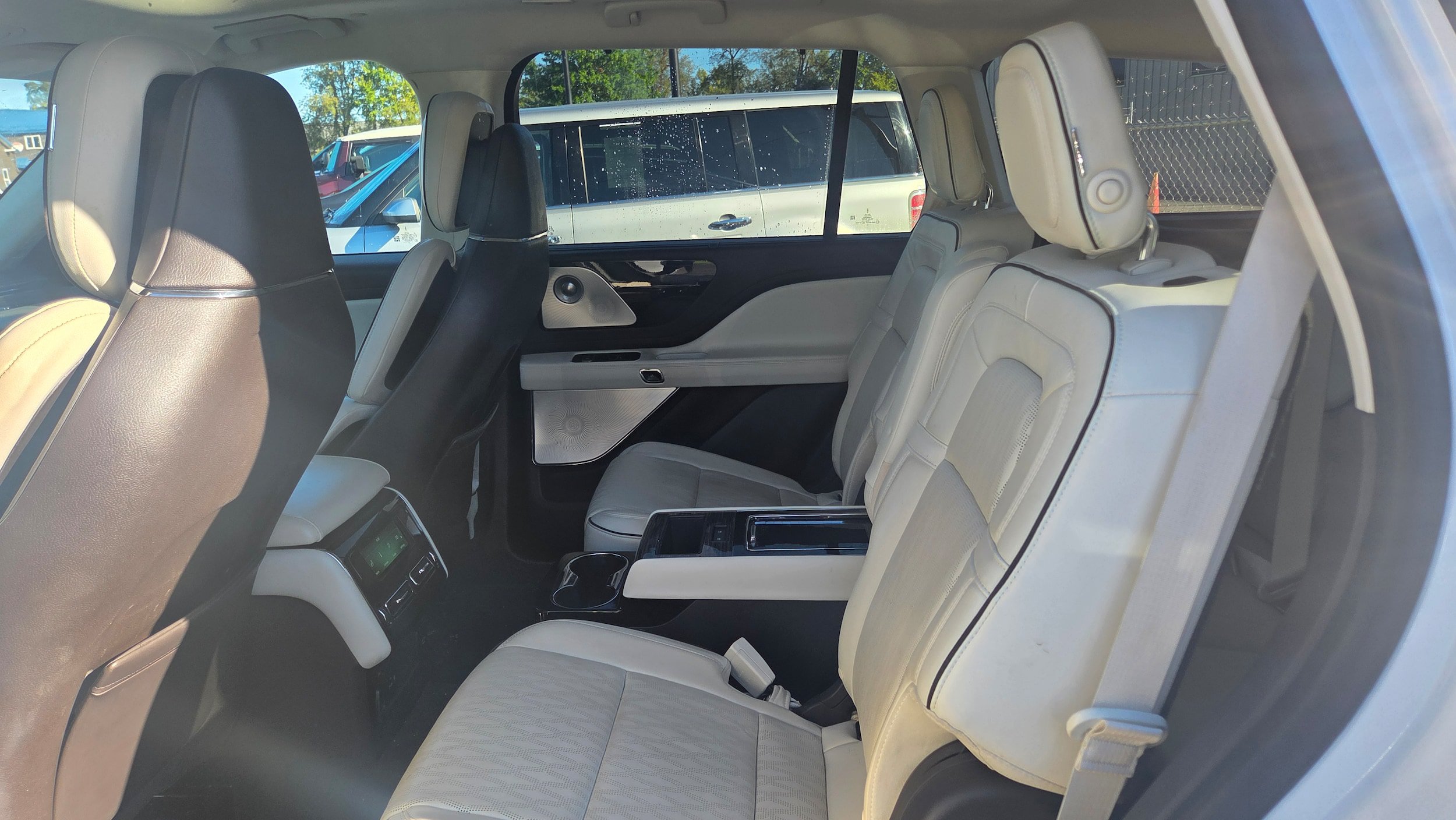 Used 2020 Lincoln Aviator Black Label w/ Dynamic Handling Package AWD/4WD image 19