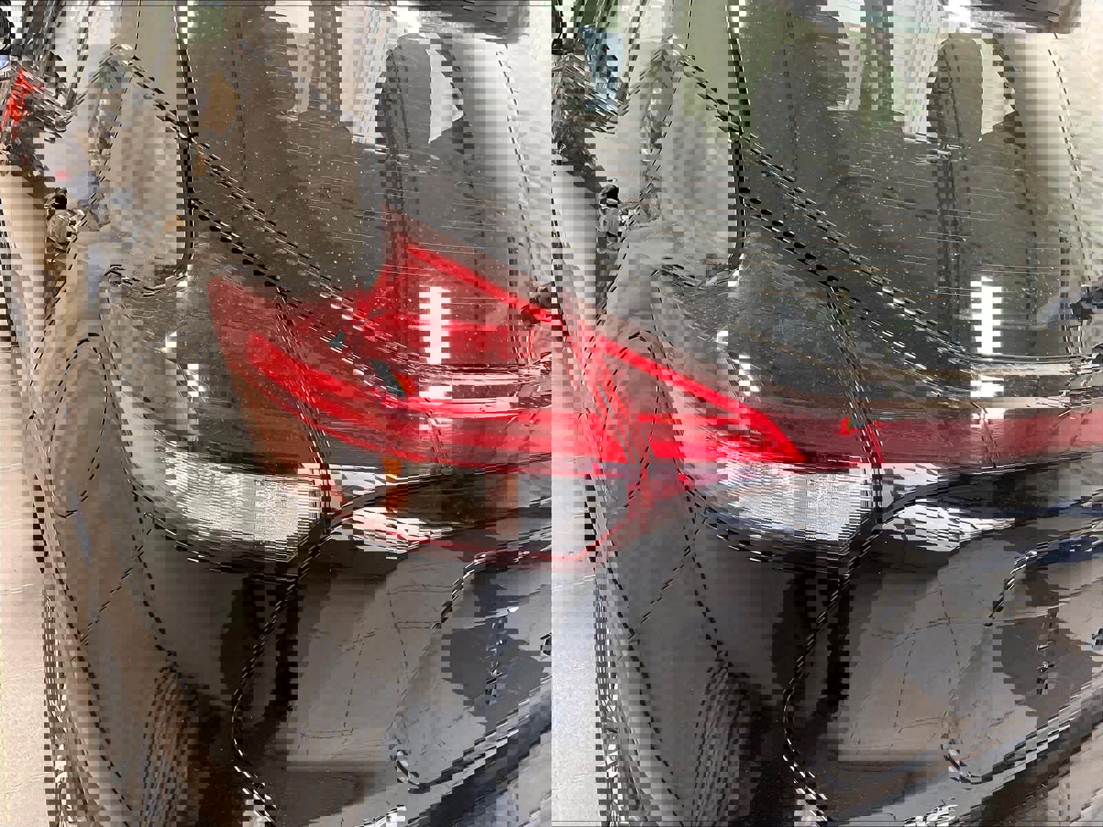 Certified 2023 Nissan Kicks SV image 33