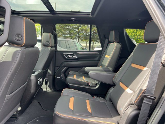 Used 2023 GMC Yukon AT4 w/ AT4 Premium Package AWD/4WD image 19