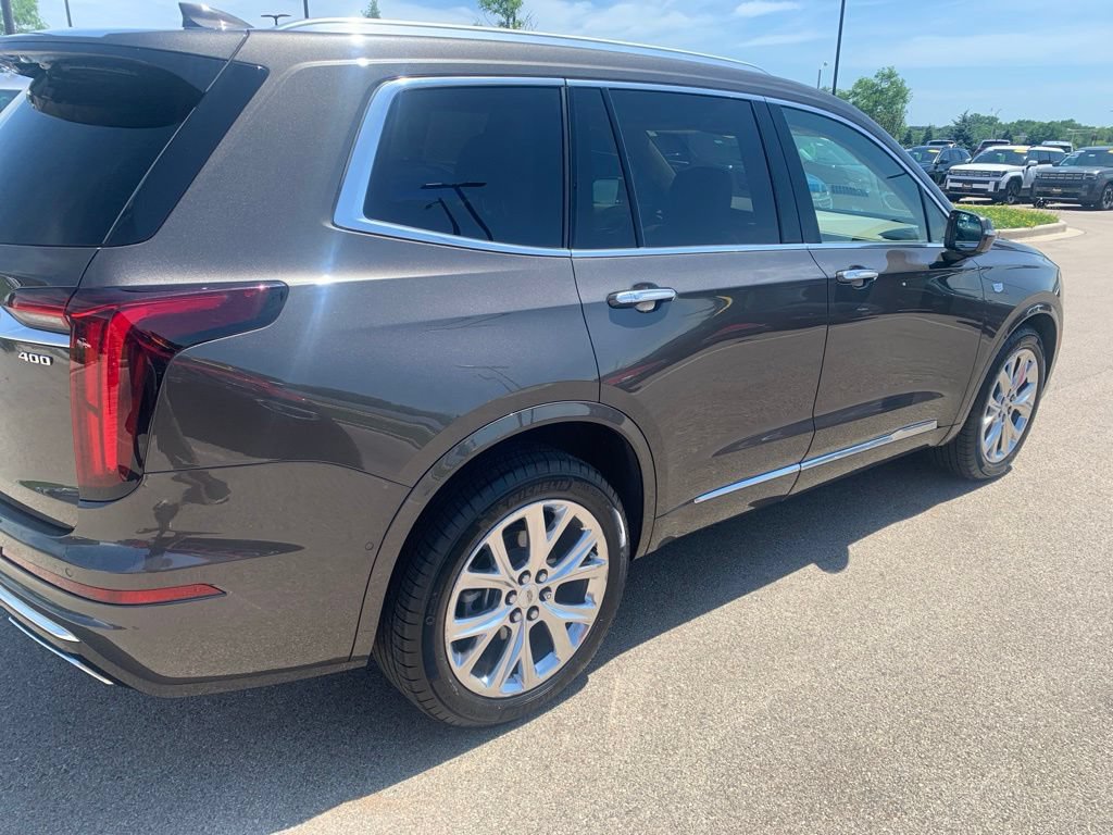 Used 2020 Cadillac XT6 Premium Luxury w/ Platinum Package AWD/4WD image 5