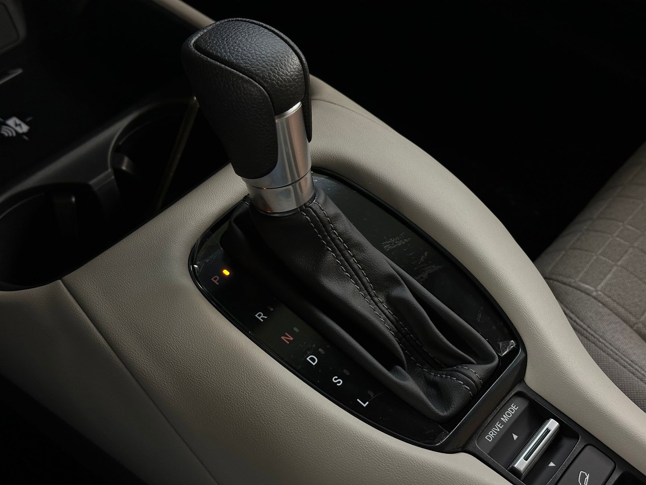 New 2026 Honda HR-V LX image 16