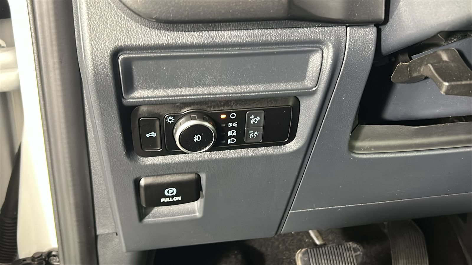 Used 2023 Ford F150 XL AWD/4WD image 23