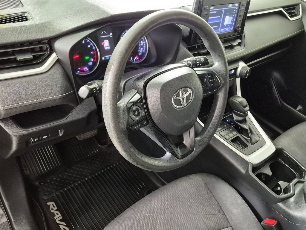 Used 2019 Toyota RAV4 XLE w/ Carpet Mat Package AWD/4WD image 11