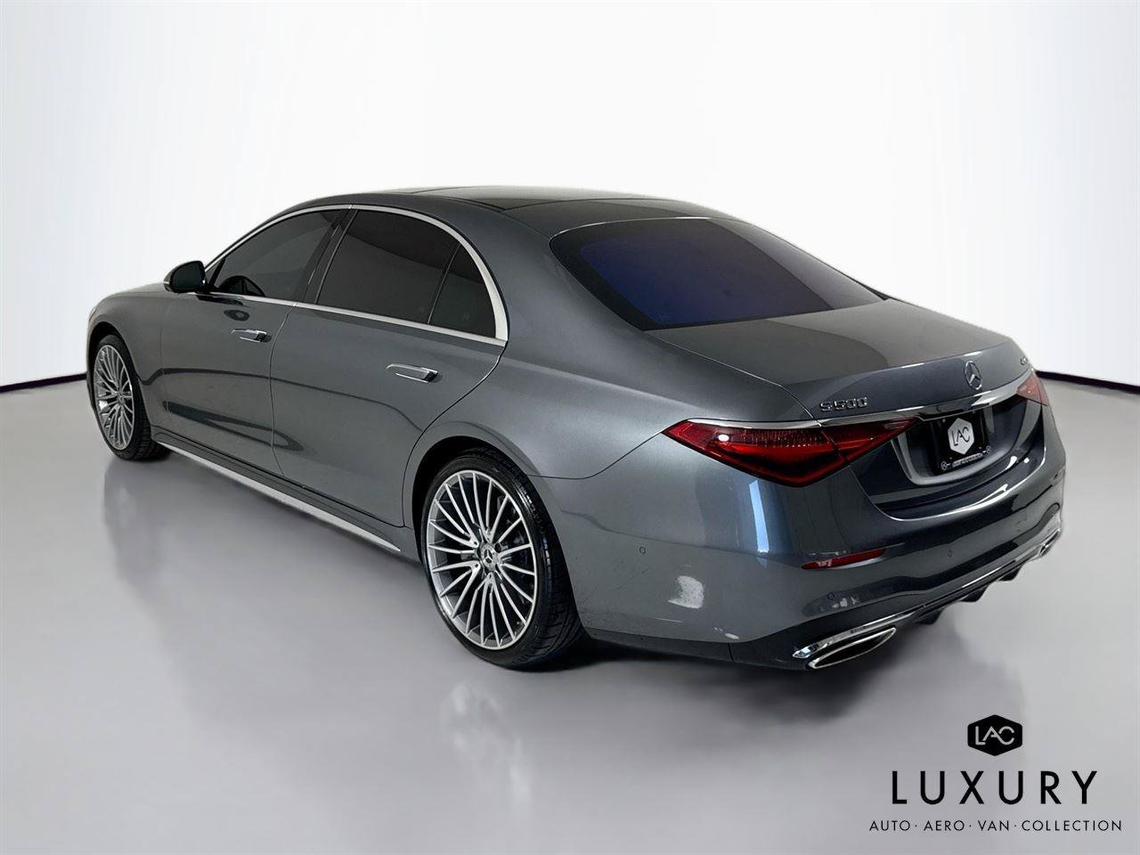 Used 2023 Mercedes-Benz S 500 4MATIC w/ AMG Line image 8