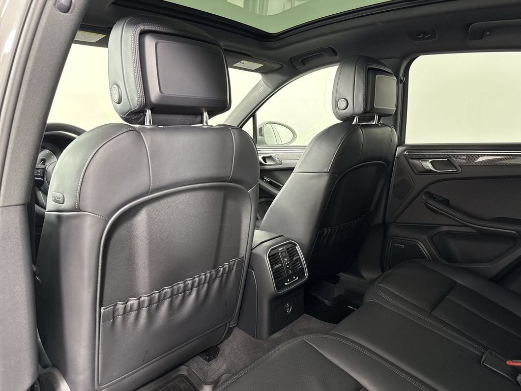 New 2025 Porsche Macan S AWD/4WD image 26