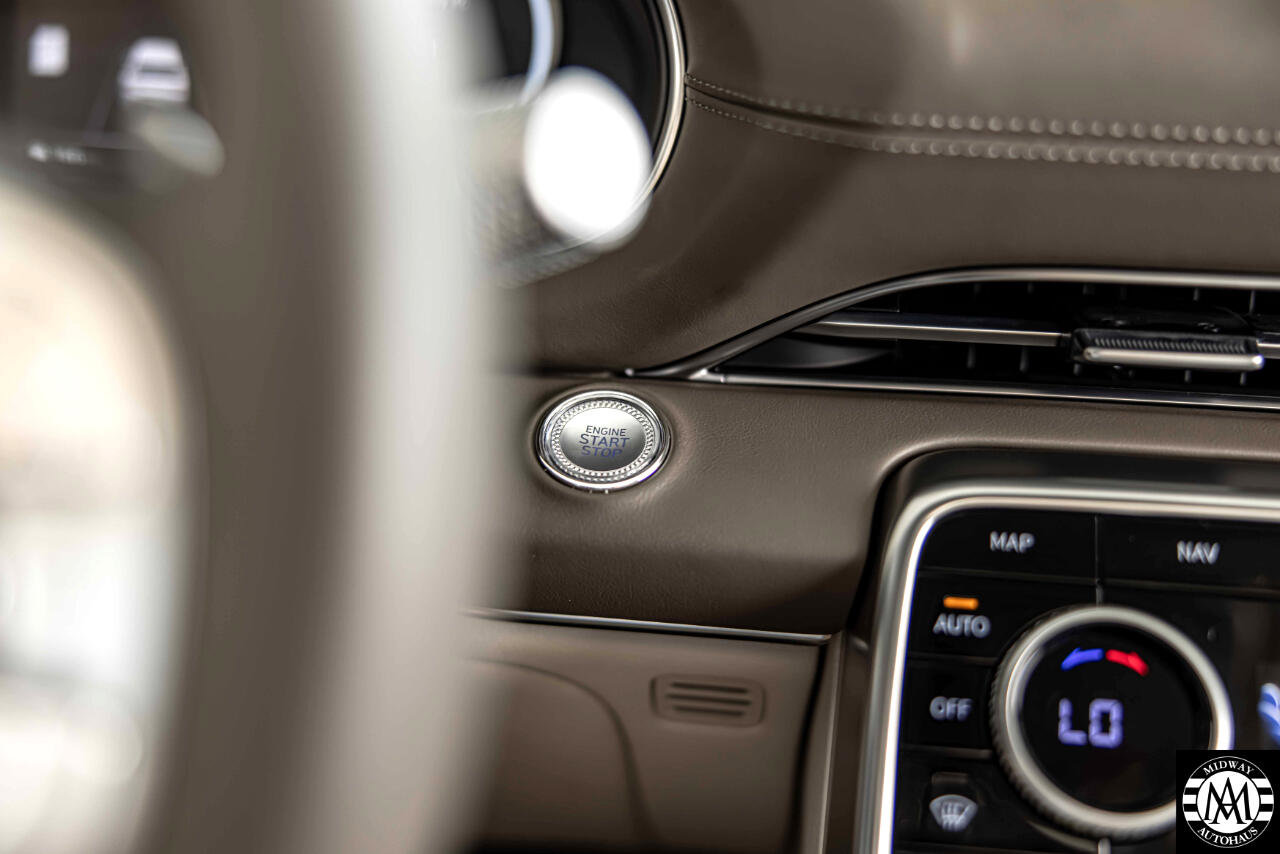 Used 2024 Genesis GV80 2.5T w/ Advanced Package image 28