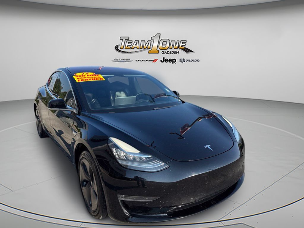 Used 2018 Tesla Model 3 Long Range RWD image 1