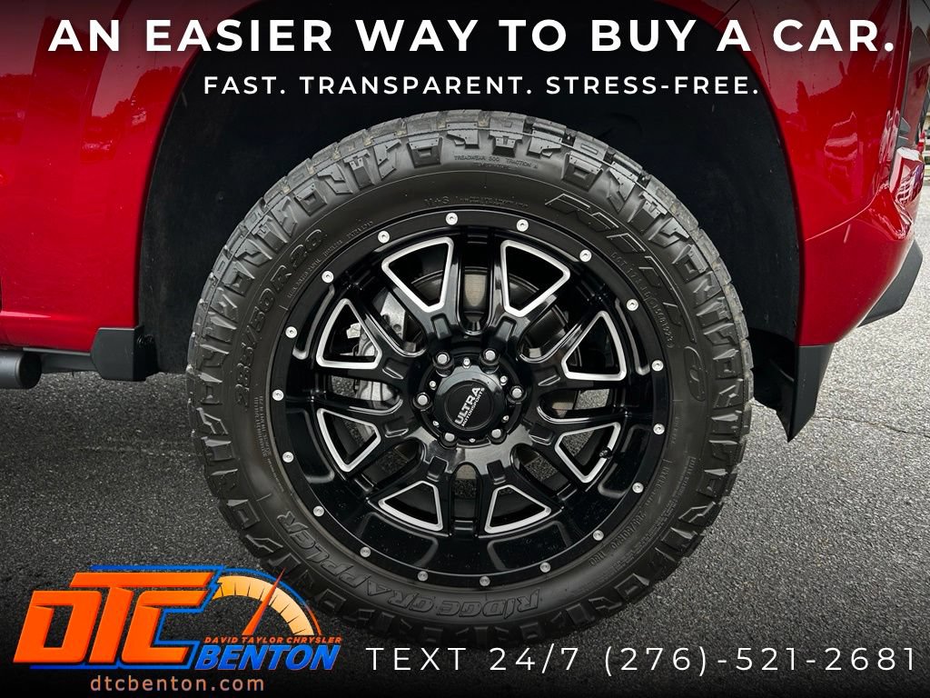 Used 2023 Chevrolet Colorado LT w/ LT Convenience Package II RWD image 25