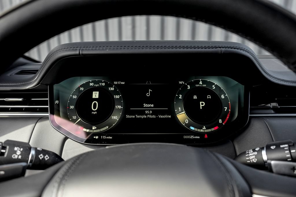 New 2026 Land Rover Range Rover SV AWD/4WD image 12