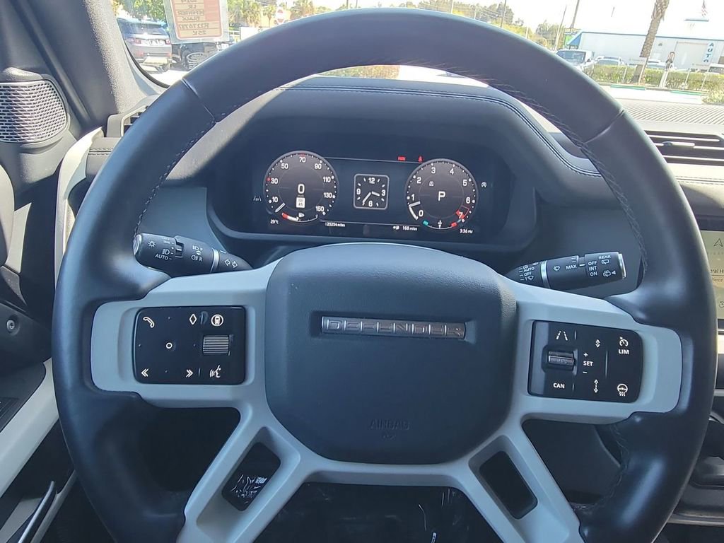 Certified 2024 Land Rover Defender 110 X-Dynamic SE image 28