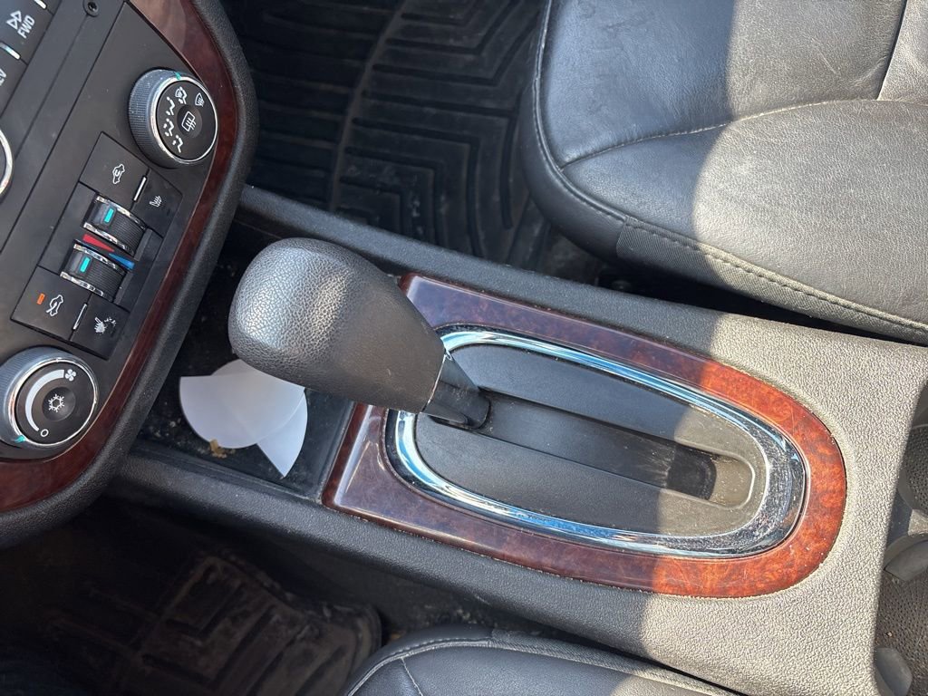 Used 2011 Chevrolet Impala LT w/ Luxury Edition Package image 17