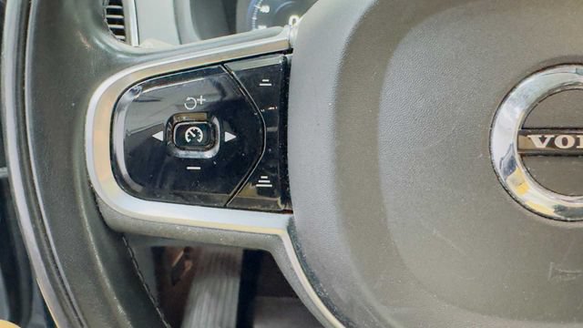Used 2016 Volvo XC90 T5 Inscription w/ Vision Package AWD/4WD image 27