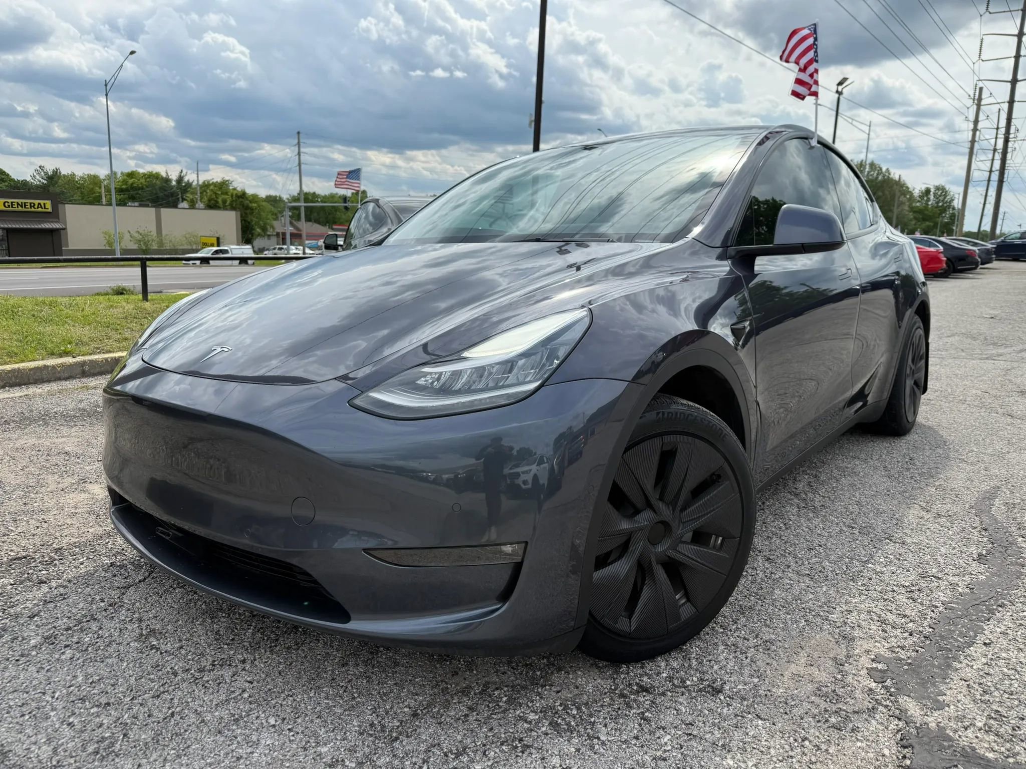 Used 2021 Tesla Model Y Long Range AWD/4WD image 22