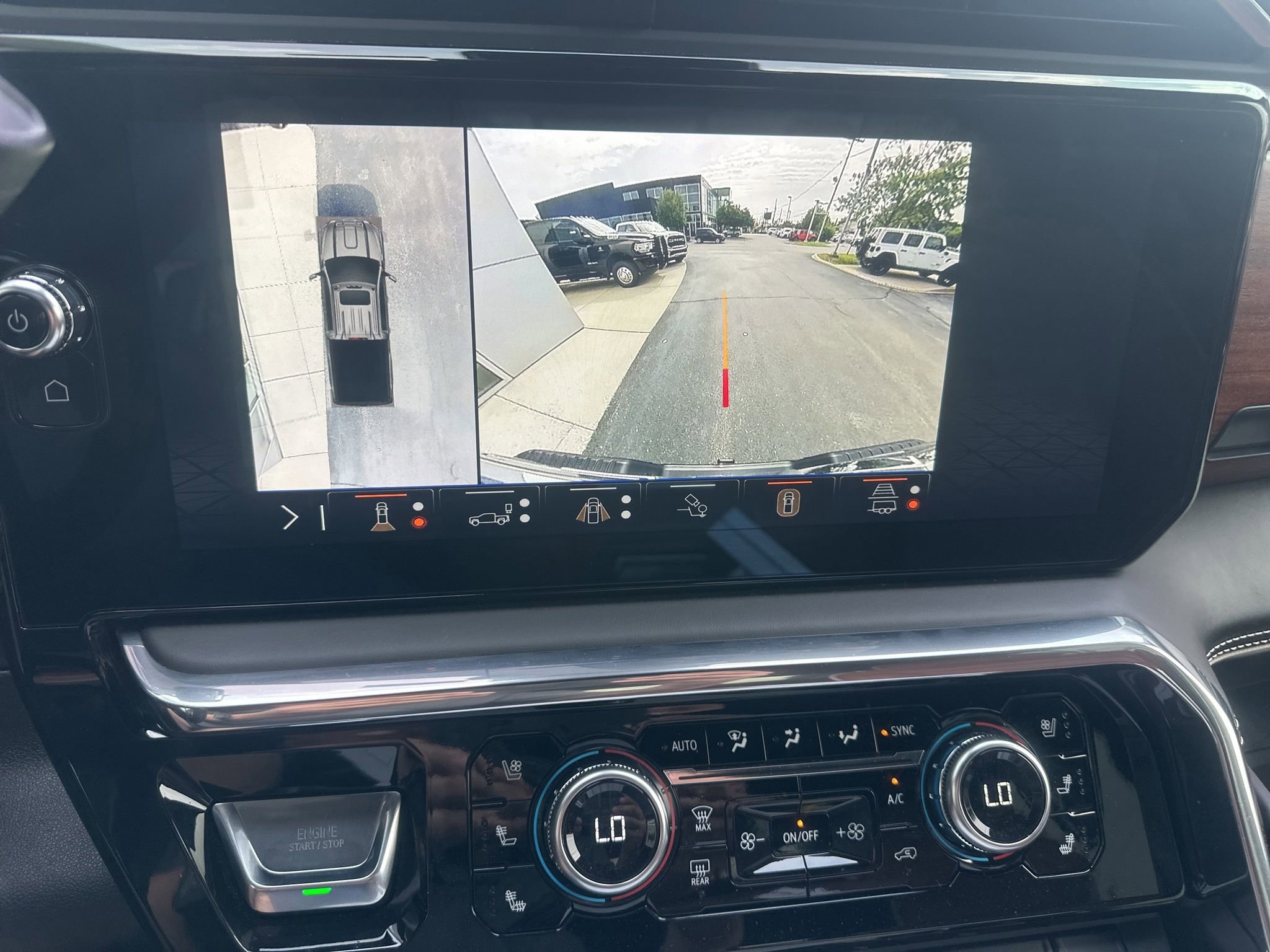 Used 2025 GMC Sierra 2500 Denali Ultimate AWD/4WD image 38