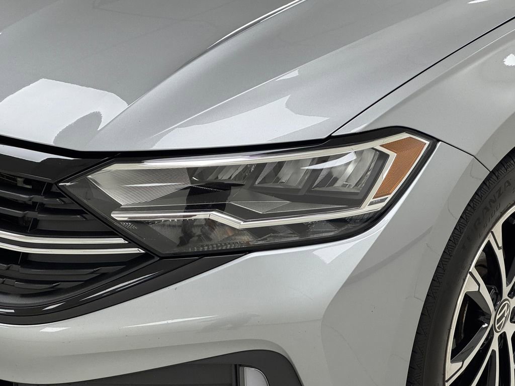 Used 2023 Volkswagen Jetta Sport image 34