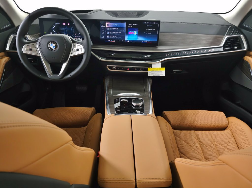 New 2027 BMW X7 xDrive40i AWD/4WD image 8
