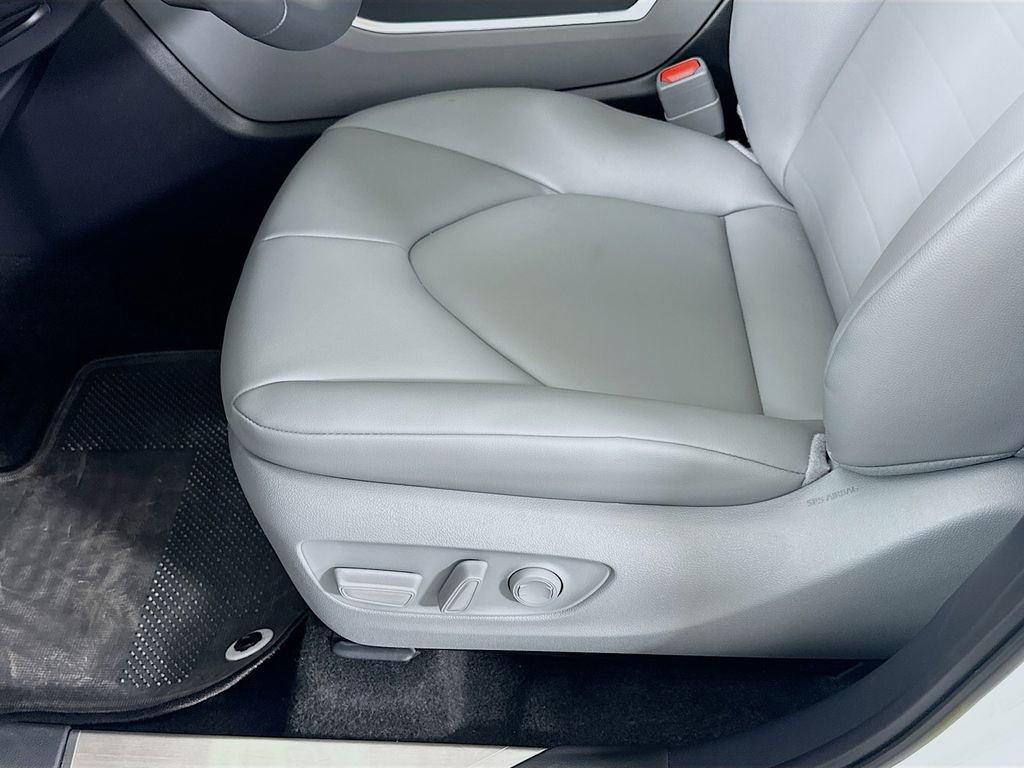 Certified 2026 Toyota Highlander XLE image 19