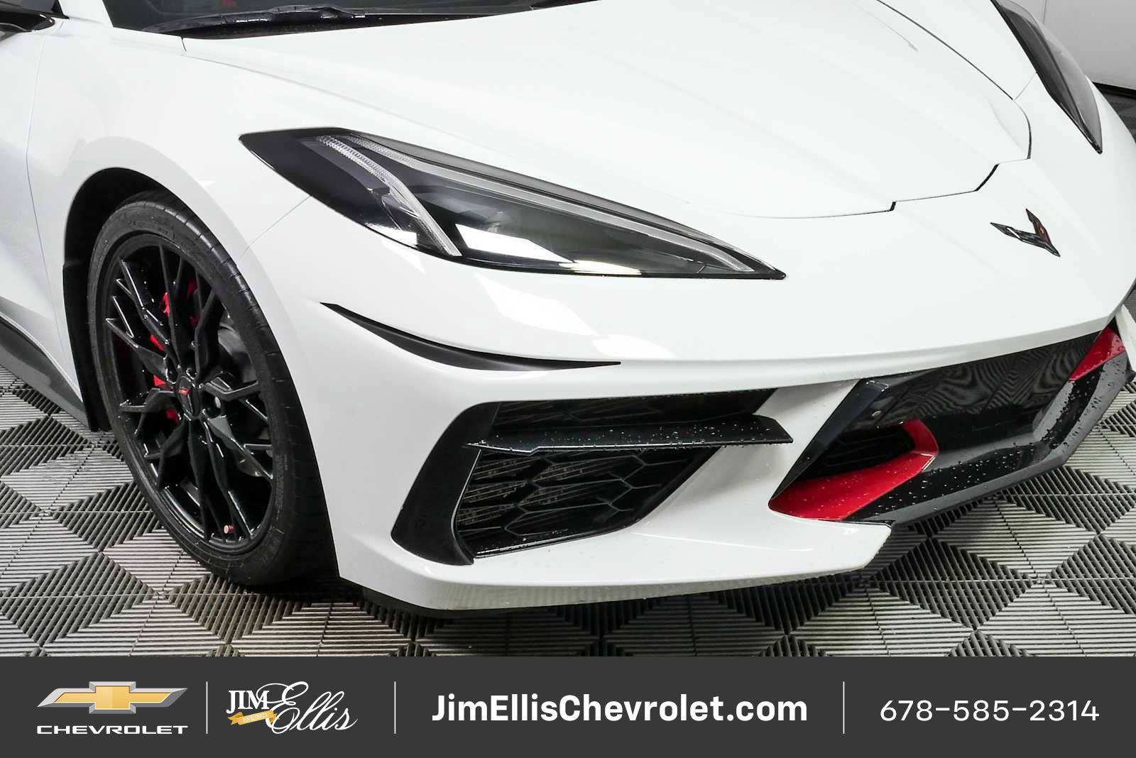 Certified 2024 Chevrolet Corvette Stingray Preferred Cpe w/ Stealth Interior Trim Package RWD image 32