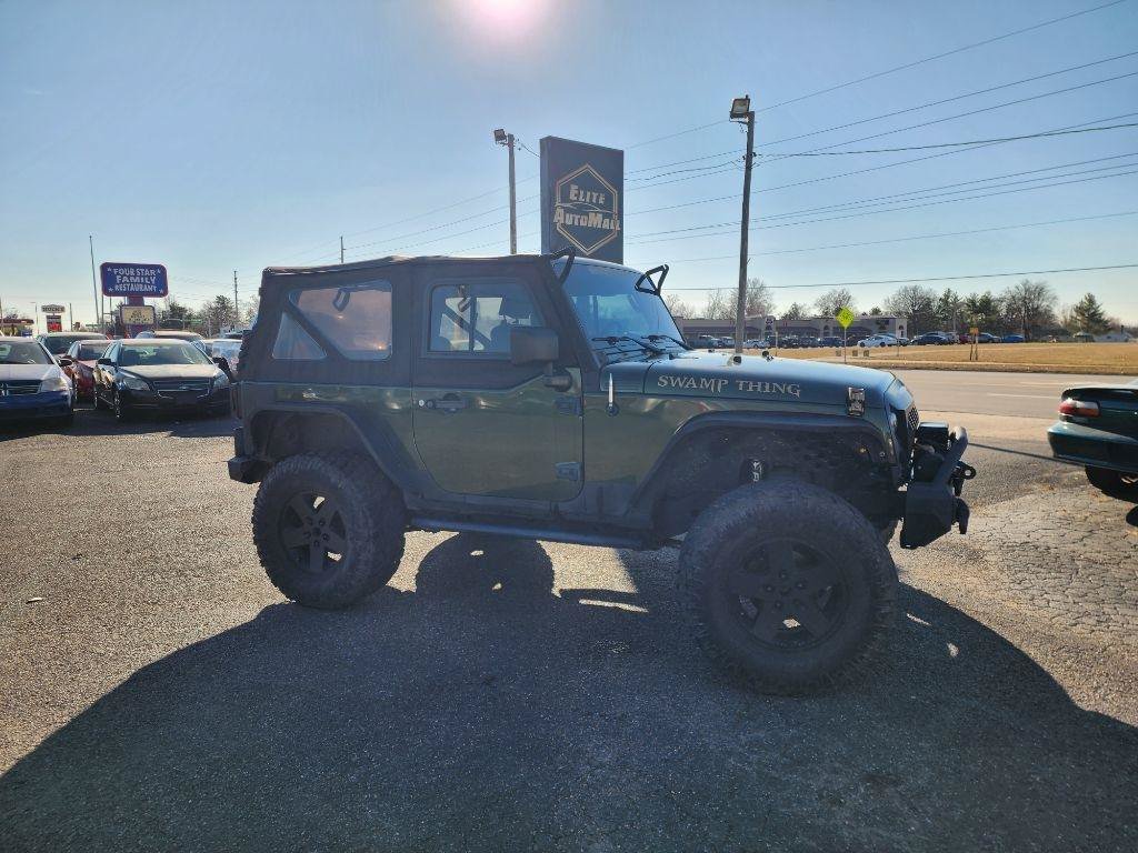 Used 2007 Jeep Wrangler Sahara AWD/4WD image 2