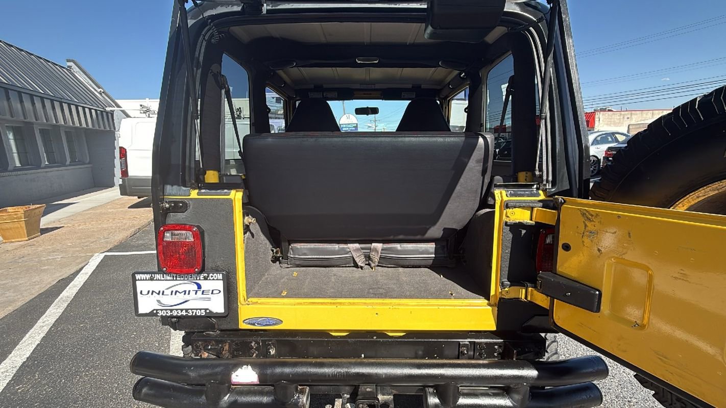 Used 2000 Jeep Wrangler Sport AWD/4WD image 11
