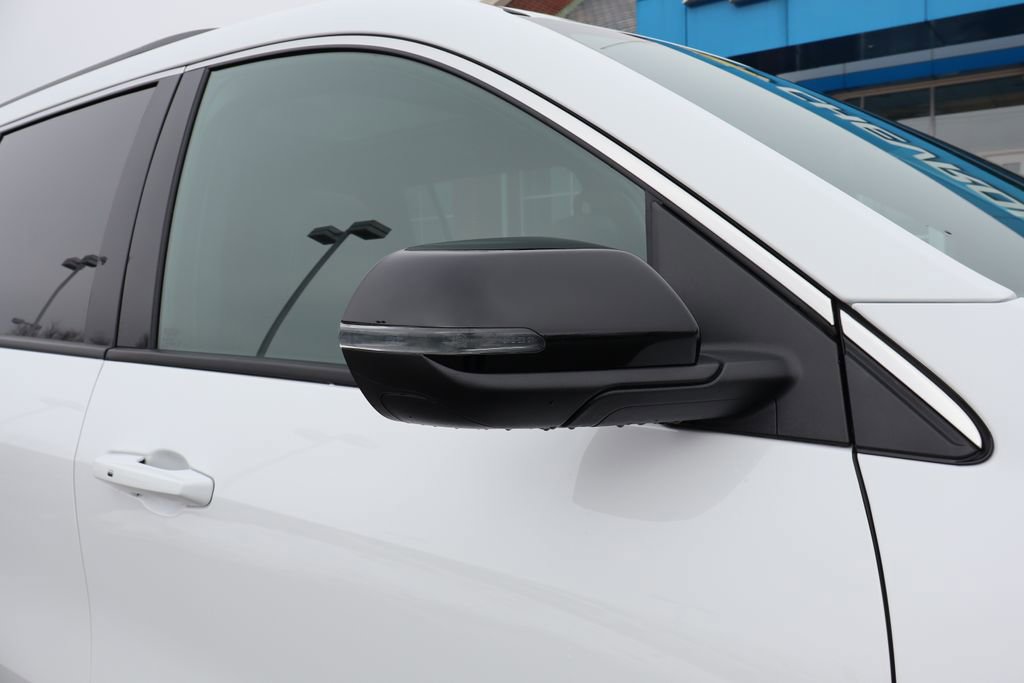 New 2026 Chevrolet Traverse LT w/ Sun and Wheel Package image 2