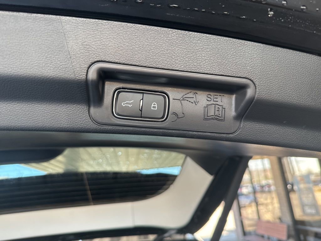 Certified 2025 Ford Explorer Active w/ Active Comfort Package RWD image 28