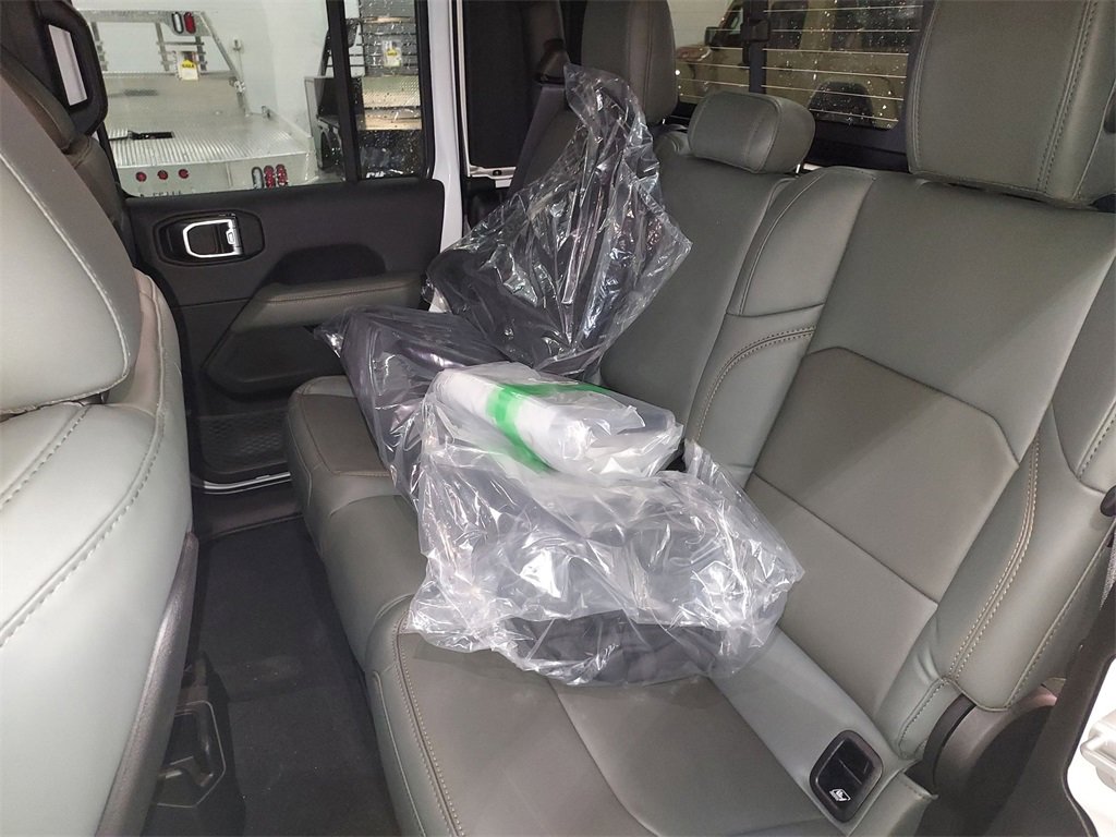 New 2026 Jeep Gladiator Mojave image 28