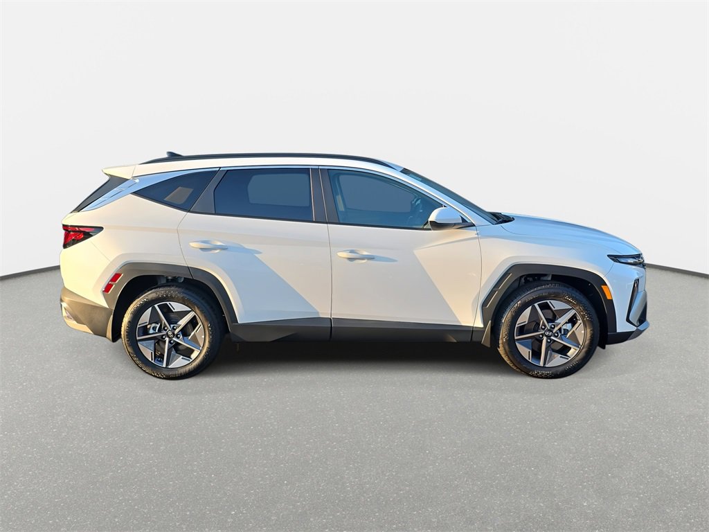 New 2025 Hyundai Tucson SEL image 4