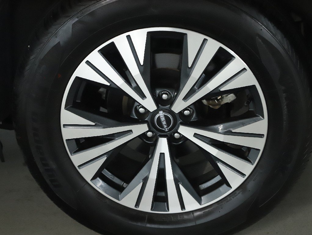 Certified 2023 Nissan Rogue SV w/ SV Premium B Package AWD/4WD image 44