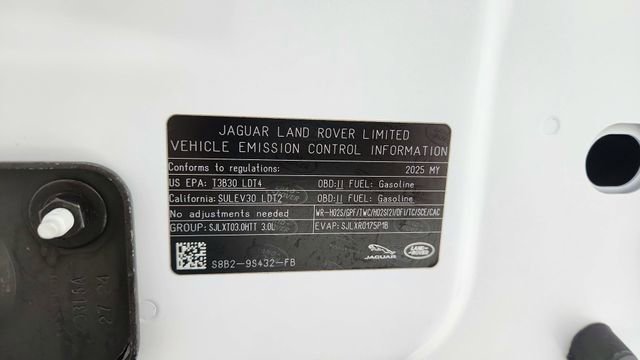 Used 2025 Land Rover Defender 90 X-Dynamic SE image 59