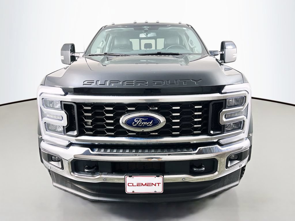 Used 2025 Ford F450 Lariat w/ Lariat Ultimate Package AWD/4WD image 3
