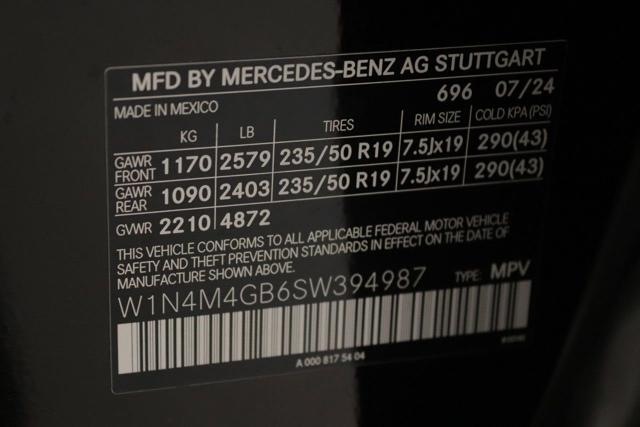 Certified 2025 Mercedes-Benz GLB 250 image 16