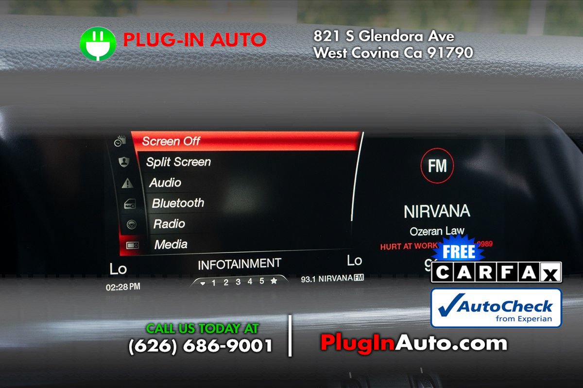 Used 2018 Alfa Romeo Stelvio AWD image 31