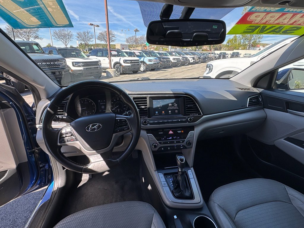 Used 2017 Hyundai Elantra Limited image 17