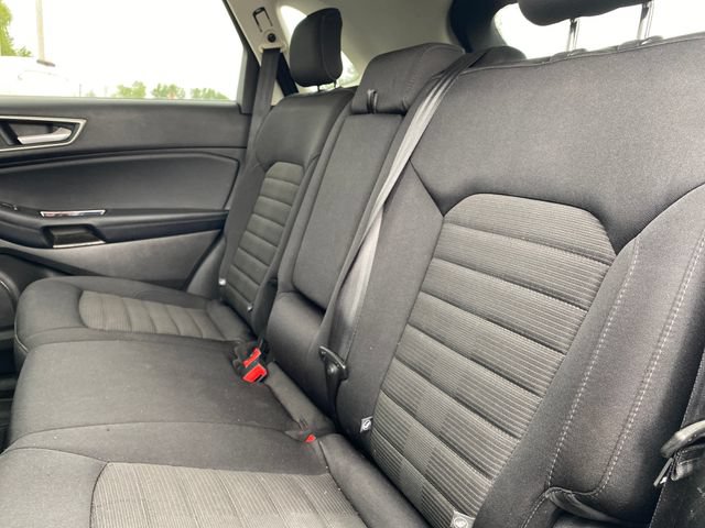Used 2018 Ford Edge SEL w/ Safe & Smart Package AWD/4WD image 22