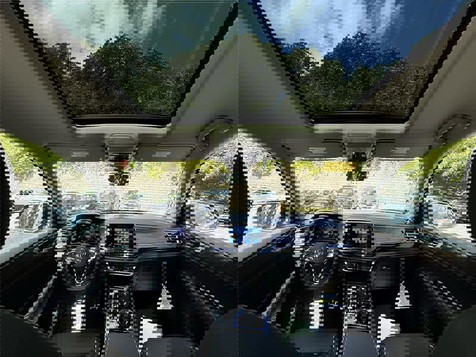 New 2026 Volkswagen Atlas SEL Premium R-Line image 16