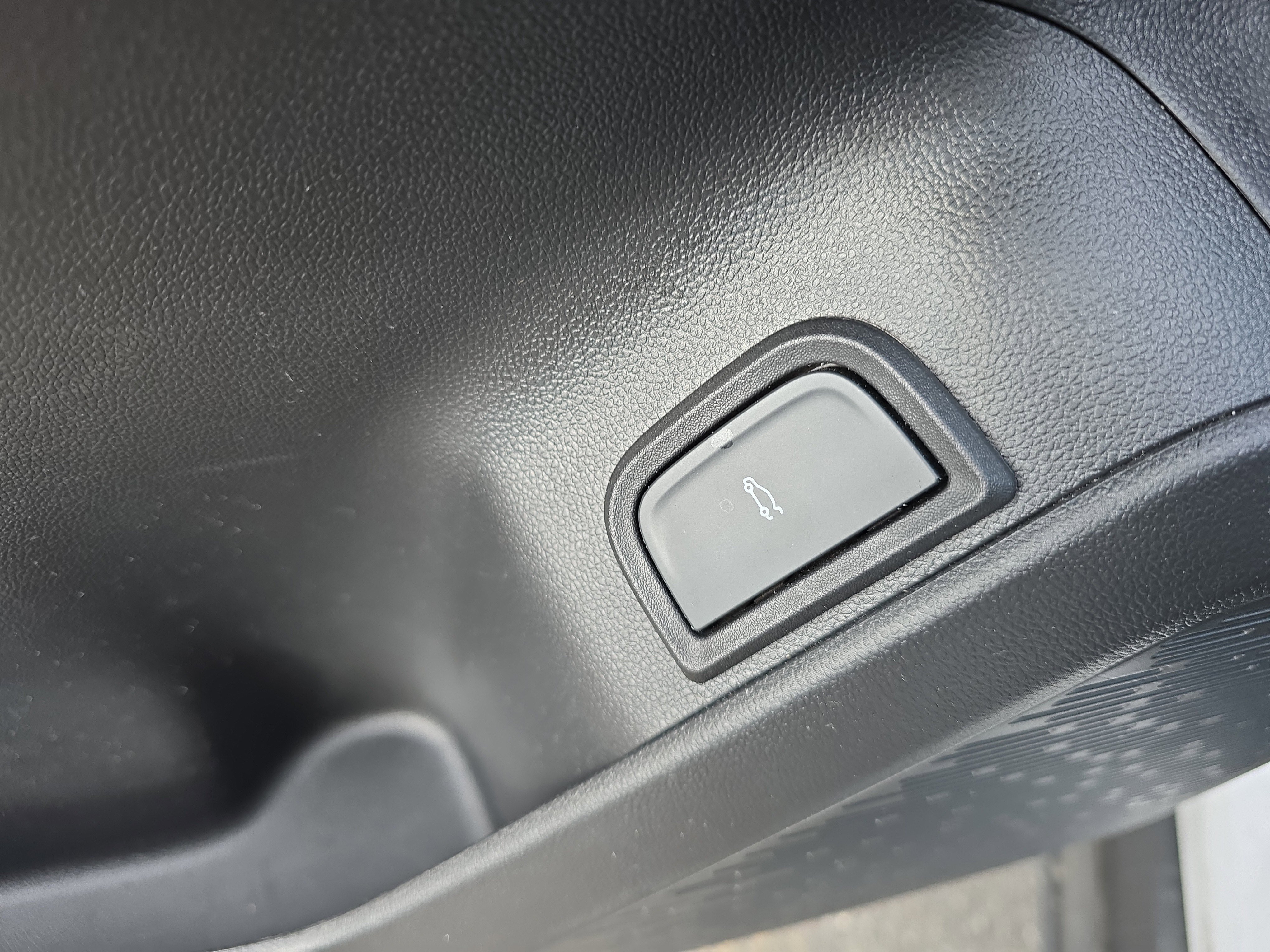 Used 2026 GMC Terrain Elevation w/ Elevation Premium Package AWD/4WD image 19