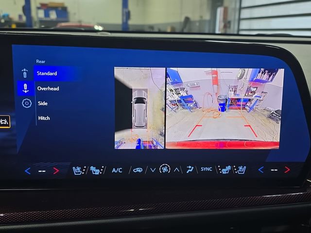 Used 2024 Chevrolet Traverse RS w/ LPO, Floor Liner Package image 28