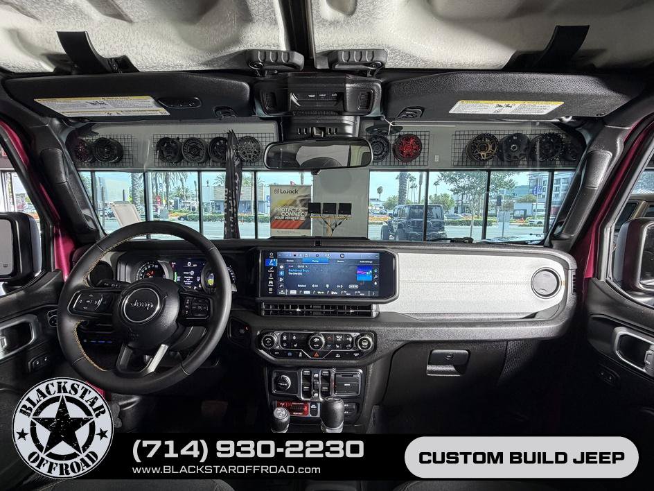 Used 2024 Jeep Wrangler Unlimited AWD/4WD image 20