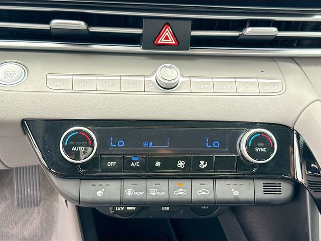 Certified 2025 Hyundai Elantra SEL image 14