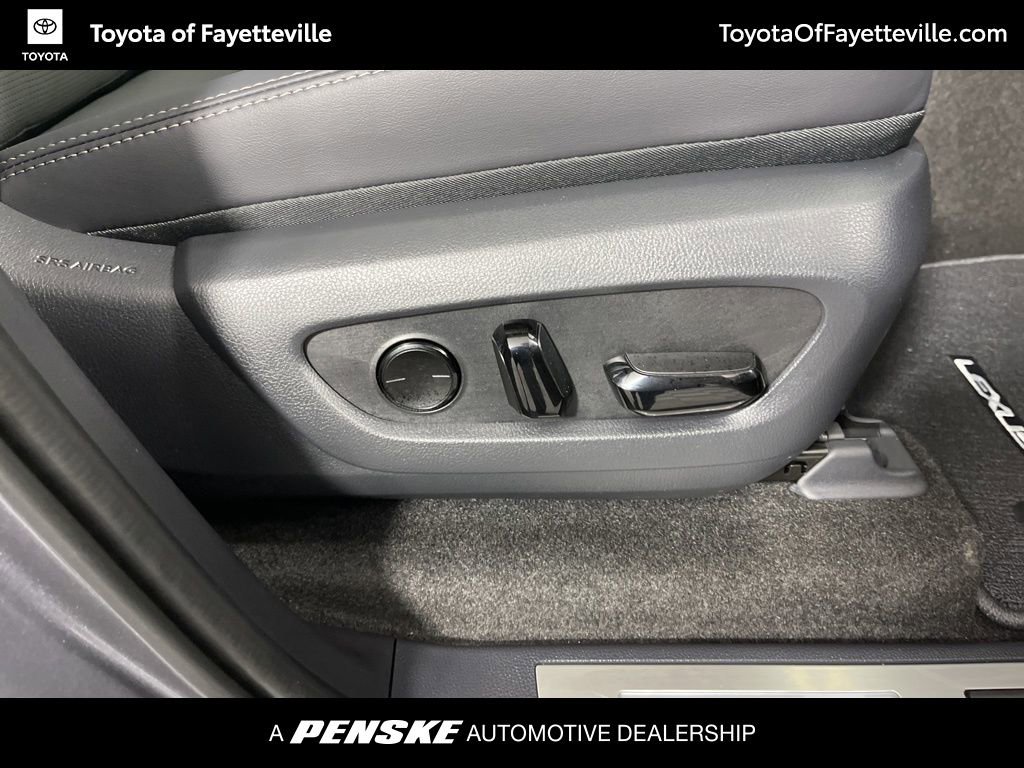 Used 2025 Lexus GX 550 w/ Accessory Package (Z1) AWD/4WD image 8