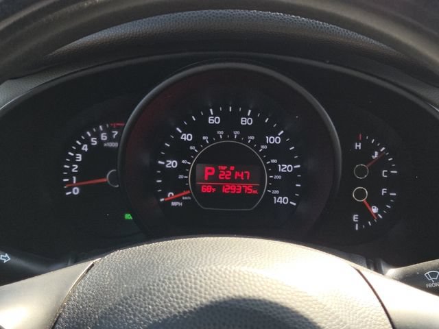 Used 2017 Kia Soul + FWD image 29