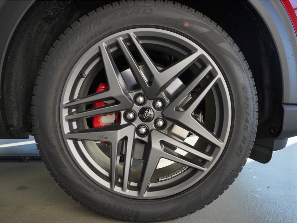 New 2025 Ford Explorer ST-Line w/ Premium Package image 26