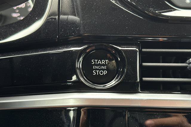 New 2025 Nissan Pathfinder SV w/ Cargo Package image 25