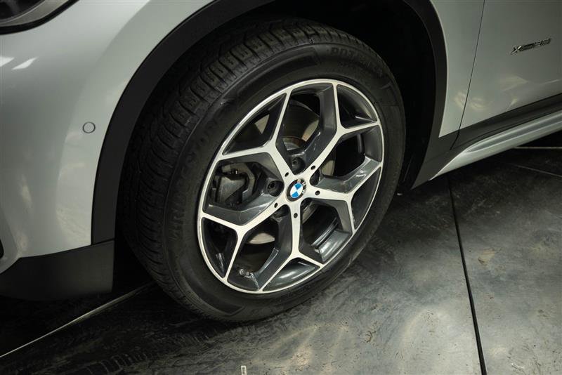 Used 2017 BMW X1 xDrive28i image 4