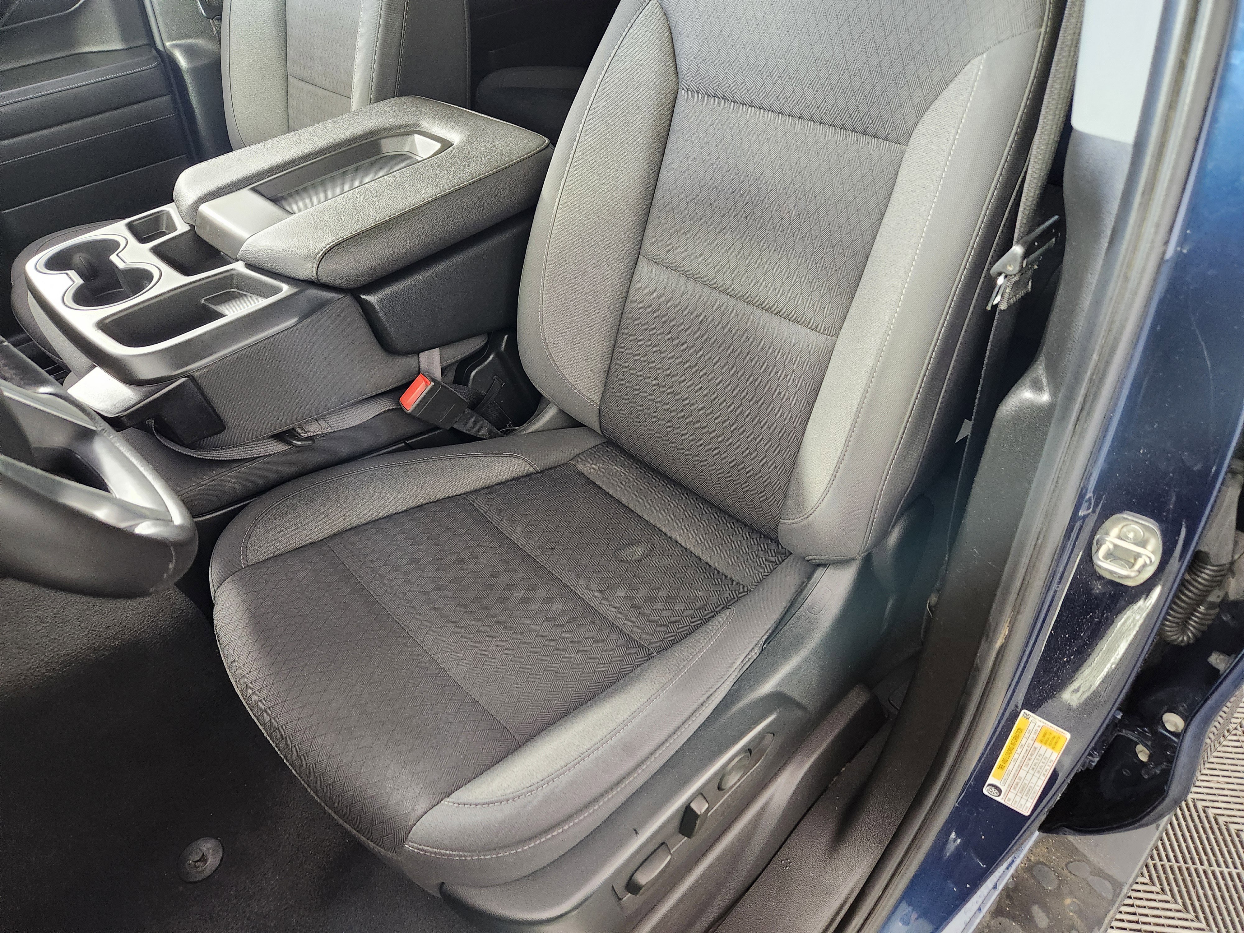 Used 2022 Chevrolet Silverado 1500 RST image 12