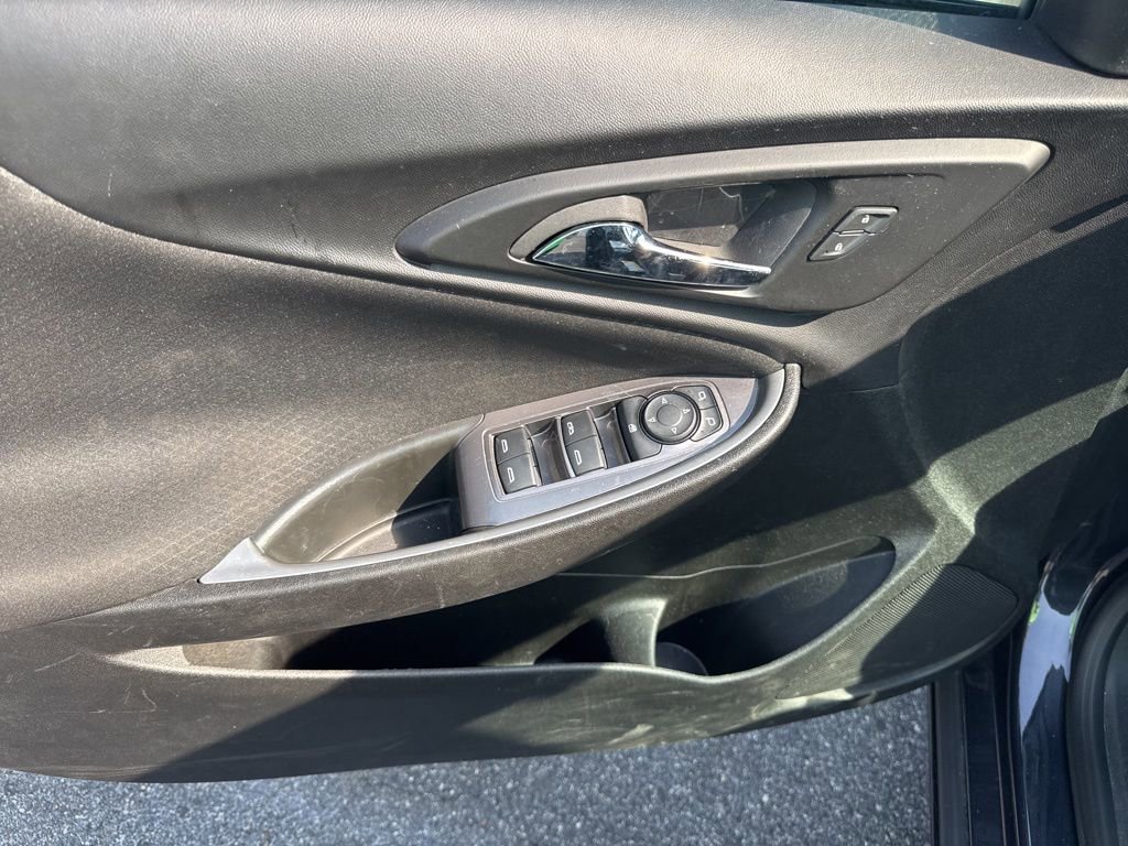 Used 2023 Chevrolet Malibu LT image 14