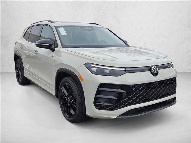 New 2026 Volkswagen Tiguan SE R-Line FWD image 7